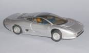 Jaguar XJ220