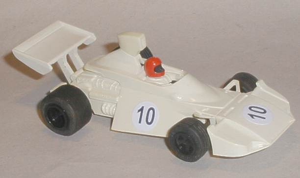 Scalextric rear wing C120 Brabham BT44B on car